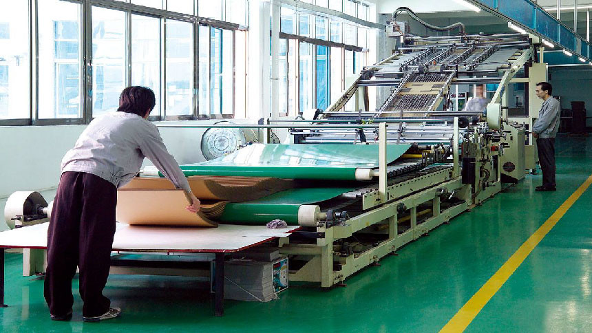 First (Shenzhen) Display Packaging Co.,Ltd lini produksi pabrik